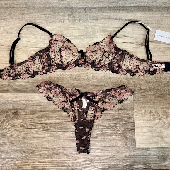 Hello LA Girl Flutter Lace Lingerie Bra & Thong Set Black & Dusty Rose Floral - Picture 4 of 8